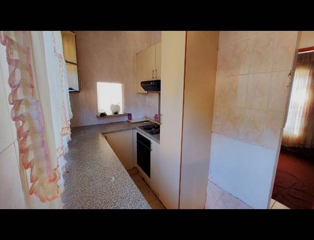 2 BEDROOM HOUSE FOR SALE IN SEA PARK